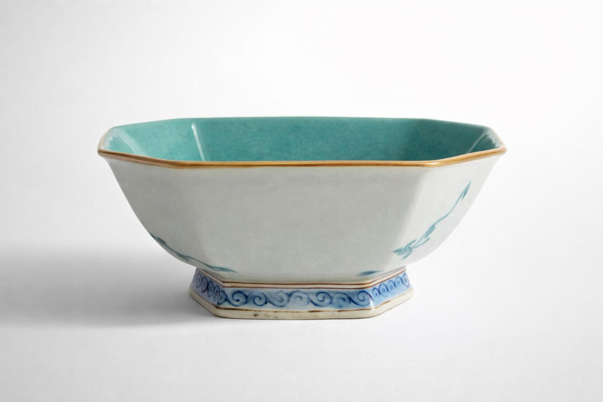 antique18c chinese porcelian hexagonal famille rose bowl